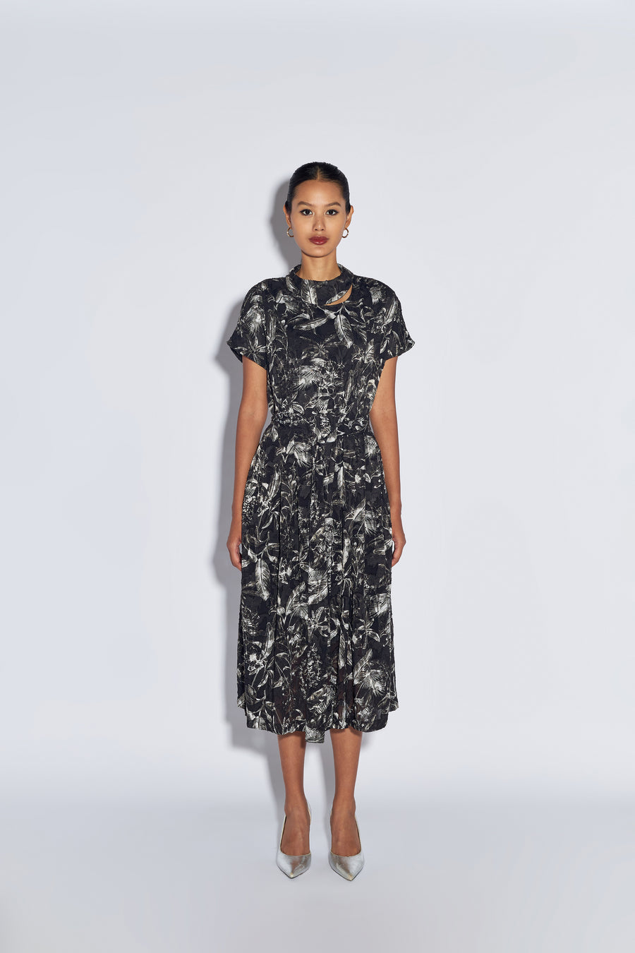 AURE DRESS LEAVES - BLACK & WHITE